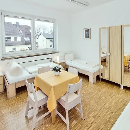 Vandrerhjem Carl *